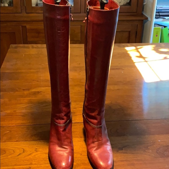 Salvatore Ferragamo tall burgundy boots 6.5AA - Picture 8 of 8